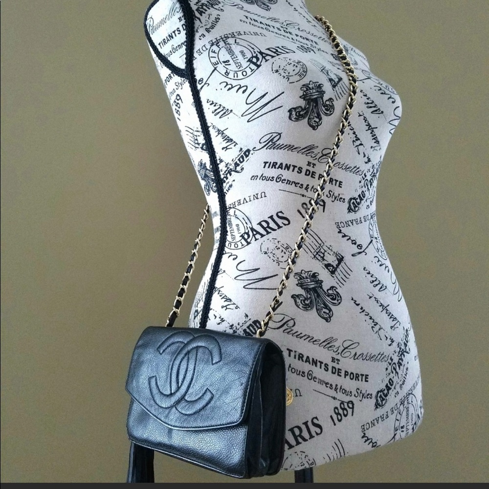 100% Authentic Chanel Timeless - Picture 1 of 7